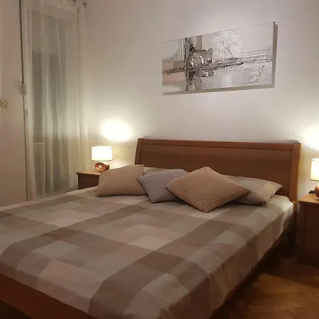 Apartamento Mia's Place Split
